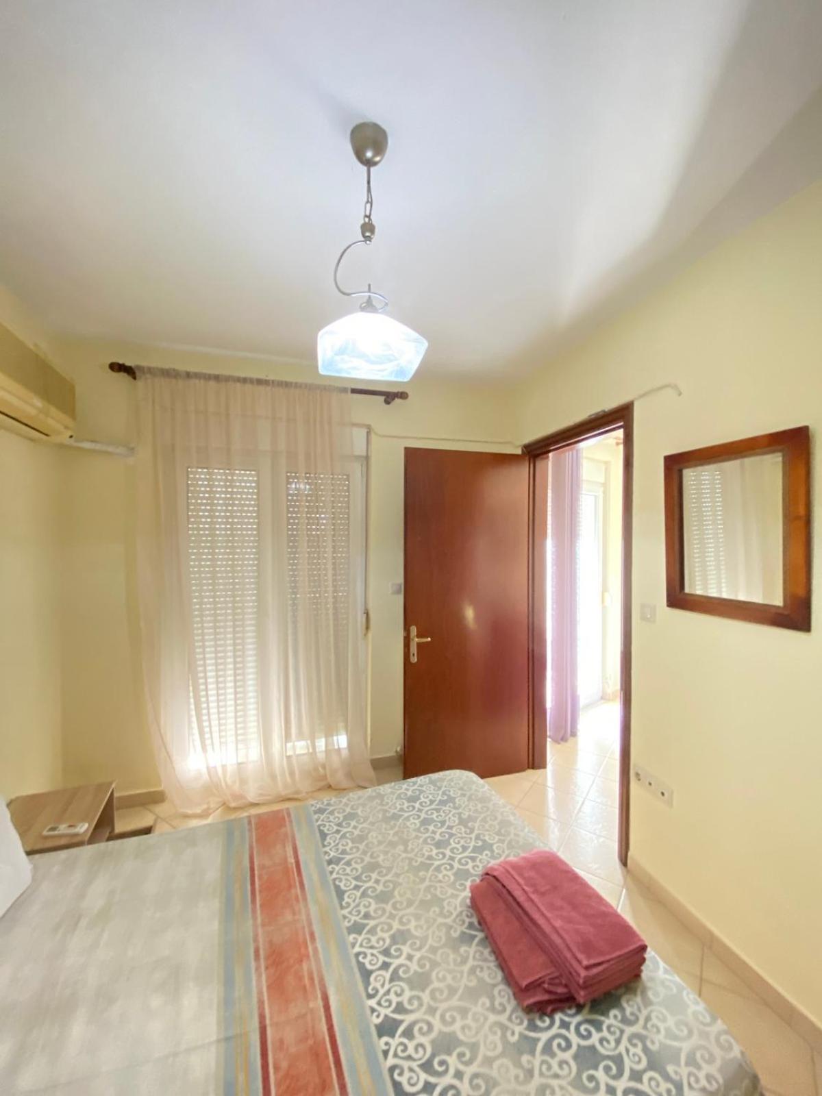 Σοφιτα Φερεσ Apartment Pherrai ภายนอก รูปภาพ
